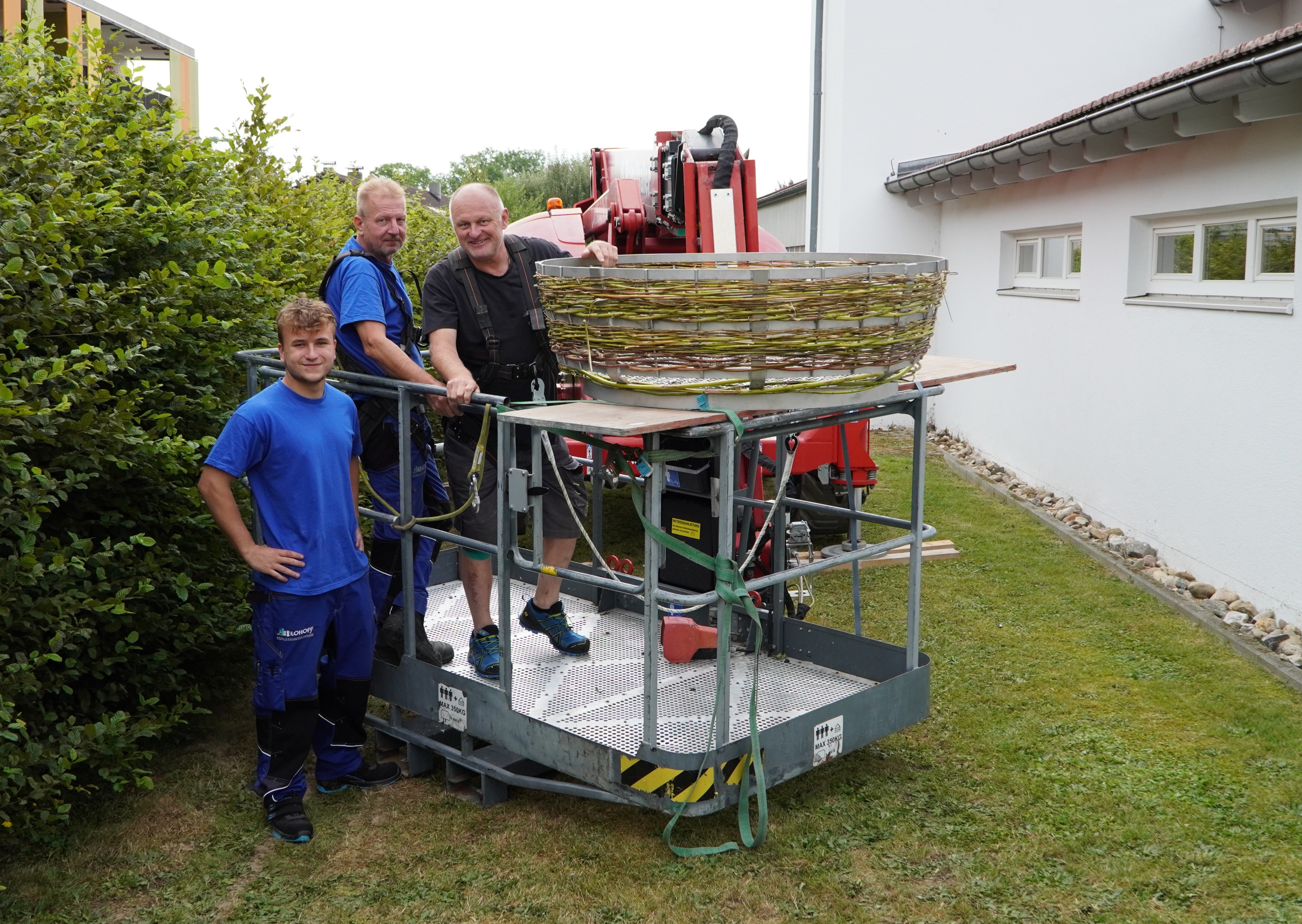 Die Firma Lohoff Edelstahltechnik GmbH übernahm die Herstellung und Montage des Nestes.